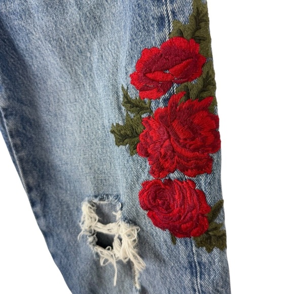 Levi's 501T Floral Jeans Embroidered Distressed Cropped Tapered Crop Denim 26 - Picture 6 of 16